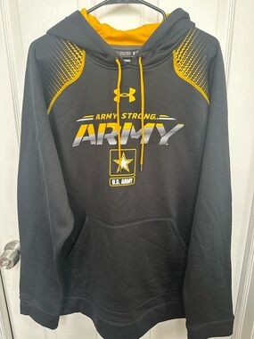 Retired Under Armour Black and Yellow U.S. Army Pullover Hoodie